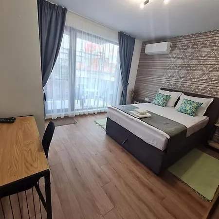 Apartment Kalisto -топ център *
