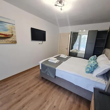Kalisto -топ център Apartment